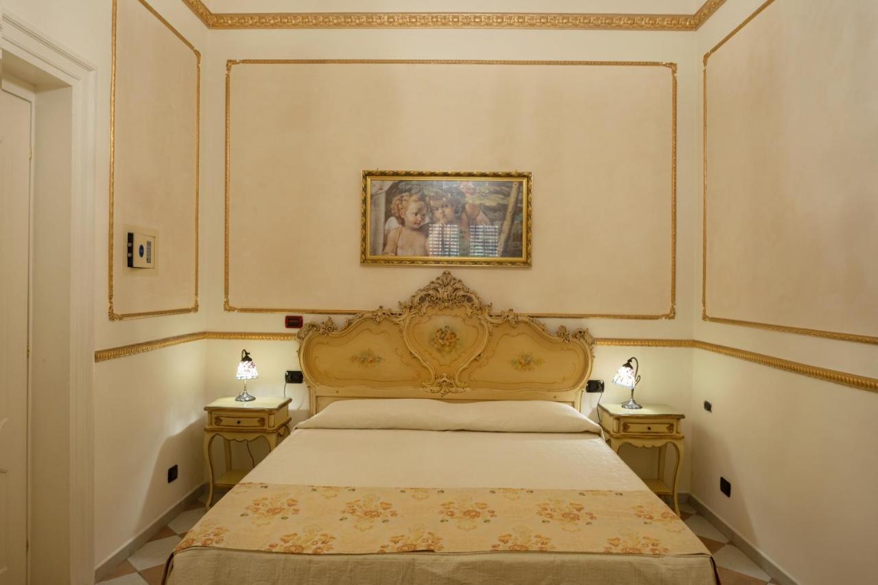 One-Bedroom Suite,1299403006:JPEG